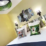 Le Pavillon Hotel Paris