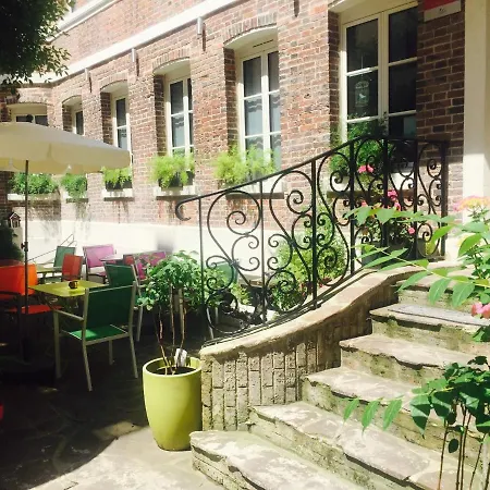 Hotel Le Pavillon