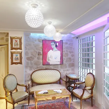 Hotel Le Pavillon