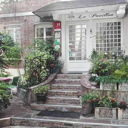 Le Pavillon