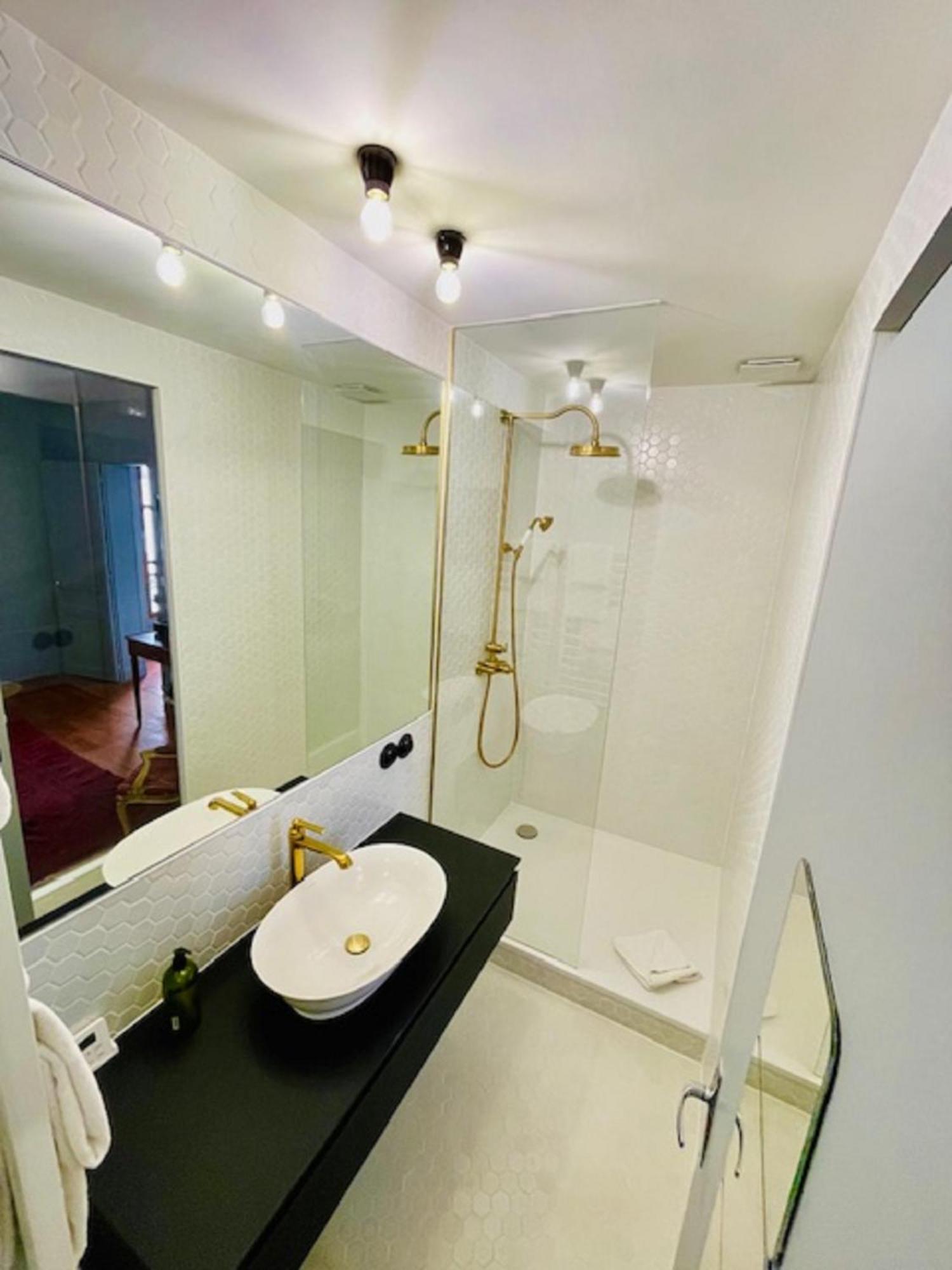 Le Pavillon 3* Parigi