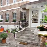 Le Pavillon Hotel